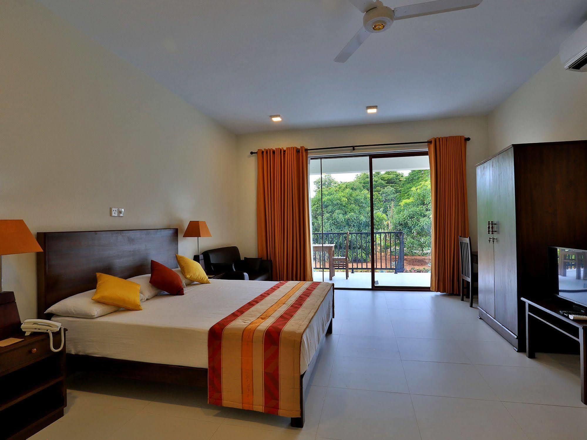 Hotel Grand & Gangula Dambulla Exteriér fotografie