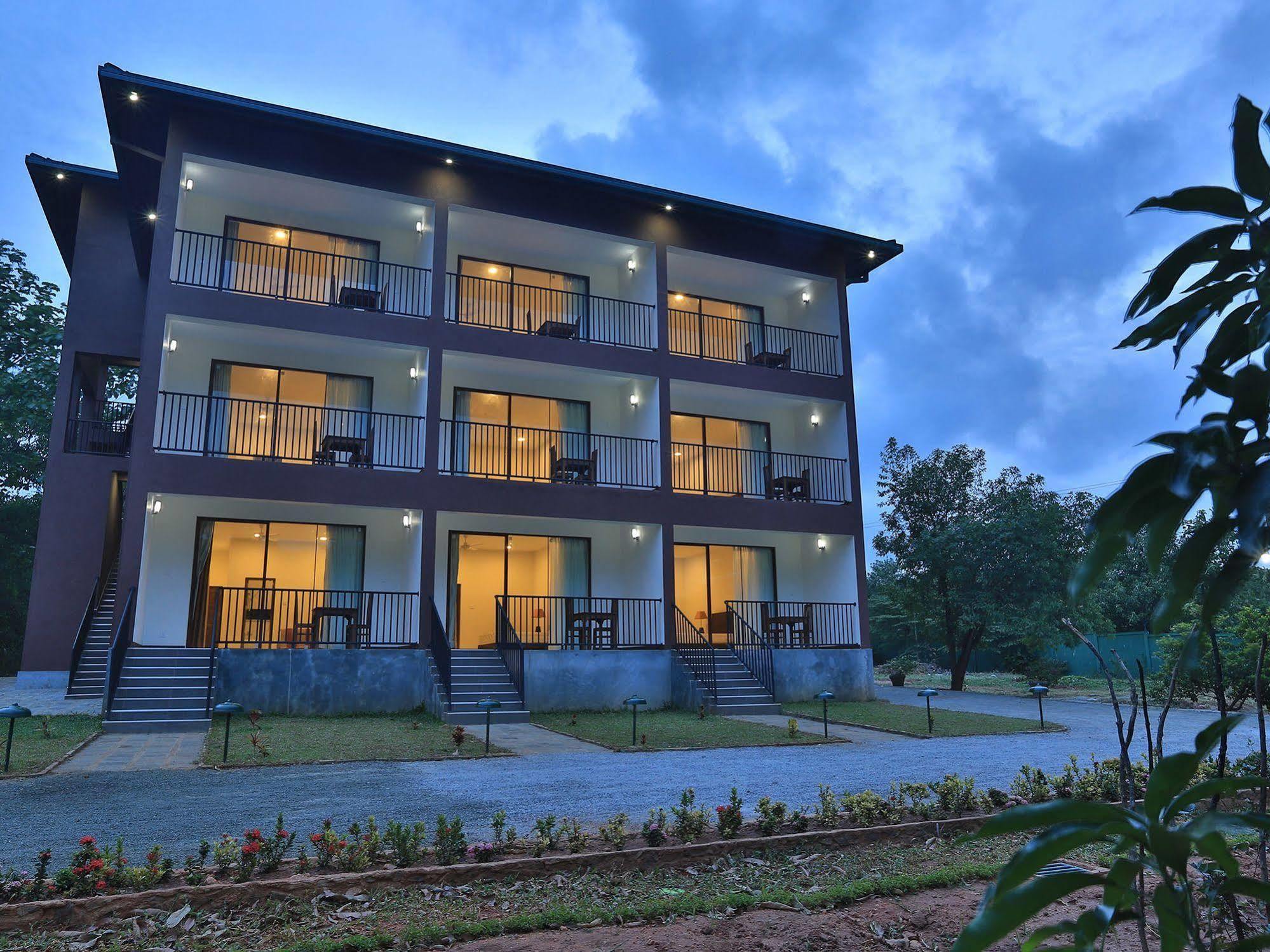 Hotel Grand & Gangula Dambulla Exteriér fotografie