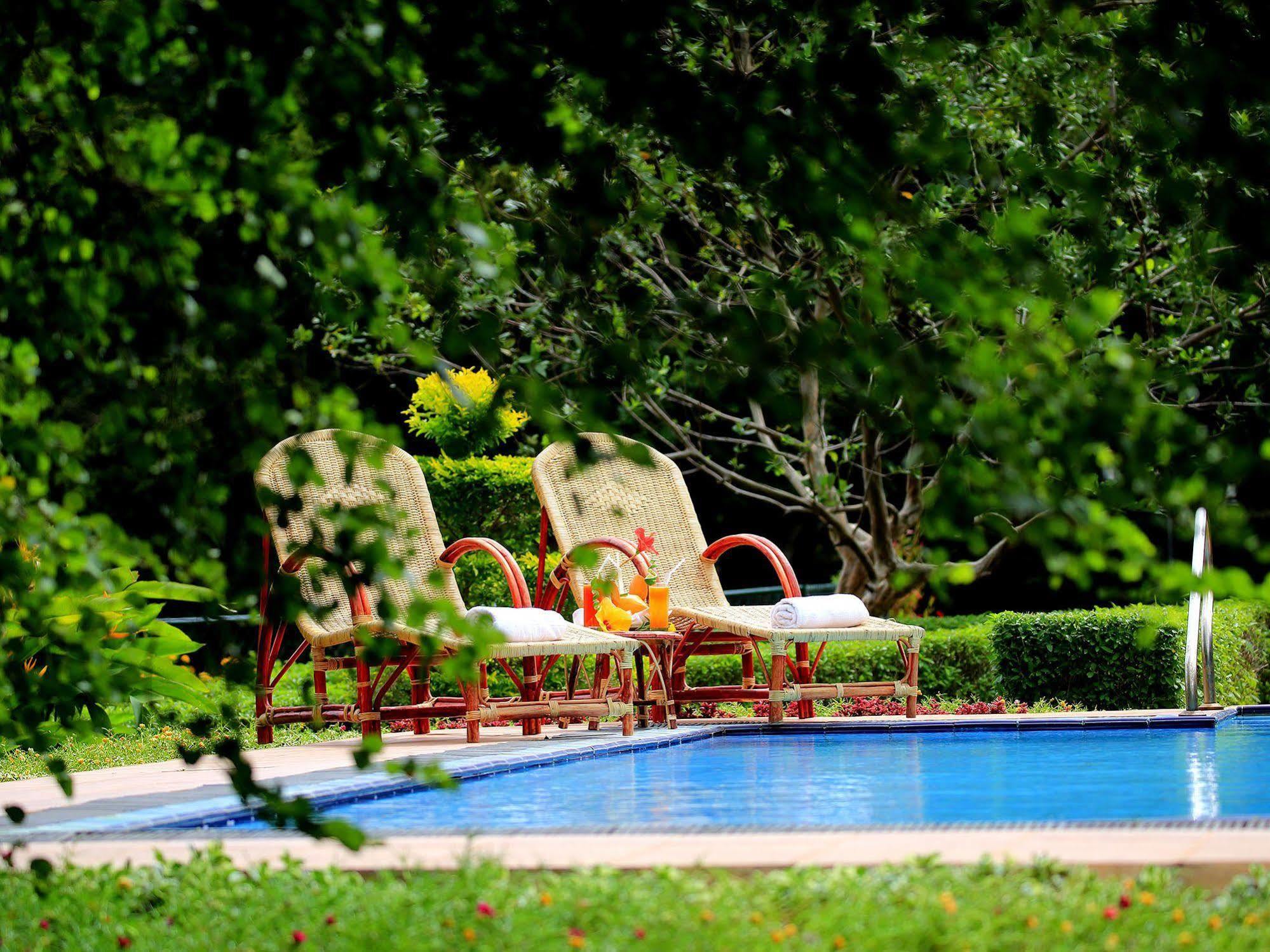 Hotel Grand & Gangula Dambulla Exteriér fotografie