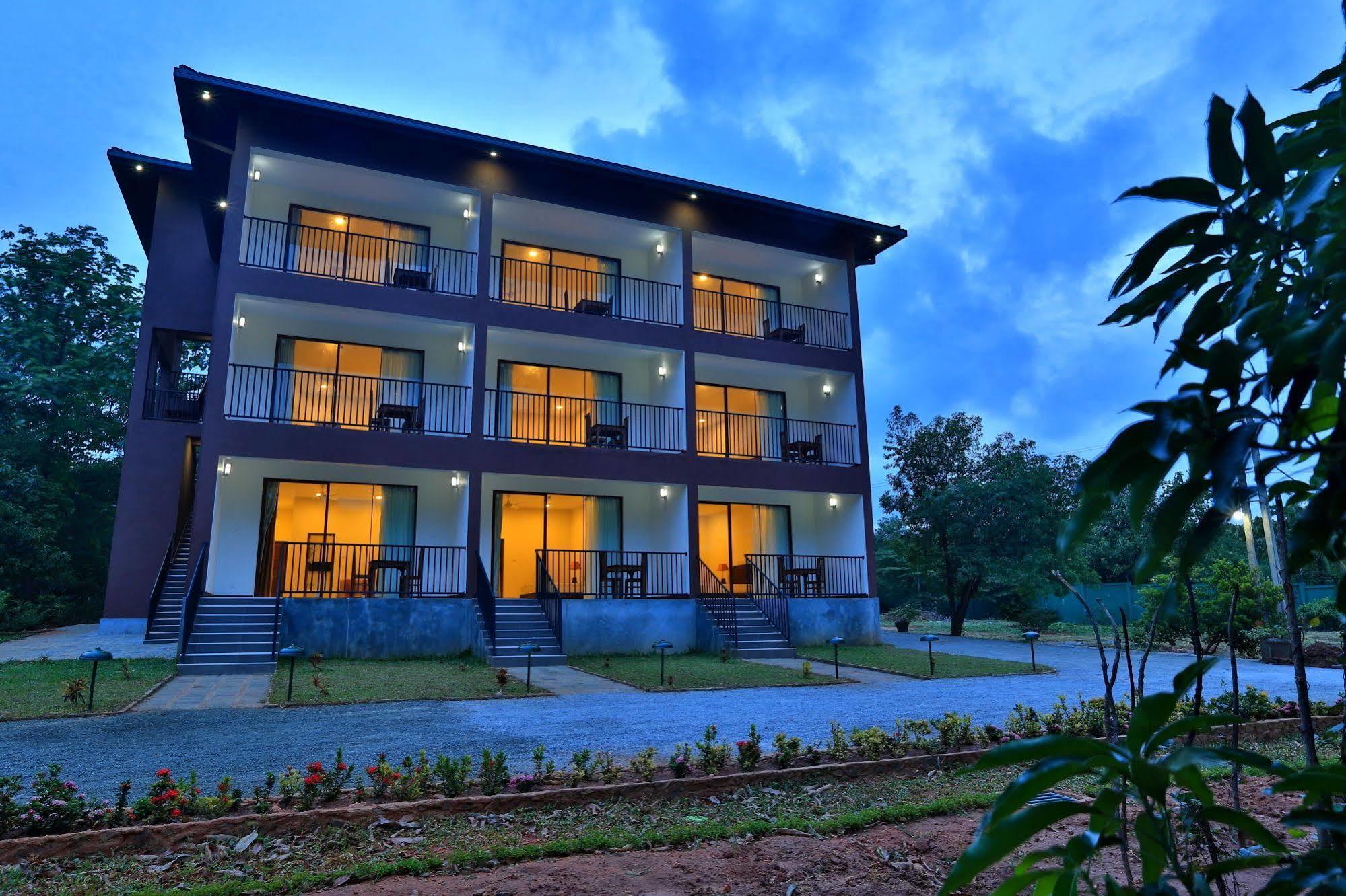 Hotel Grand & Gangula Dambulla Exteriér fotografie