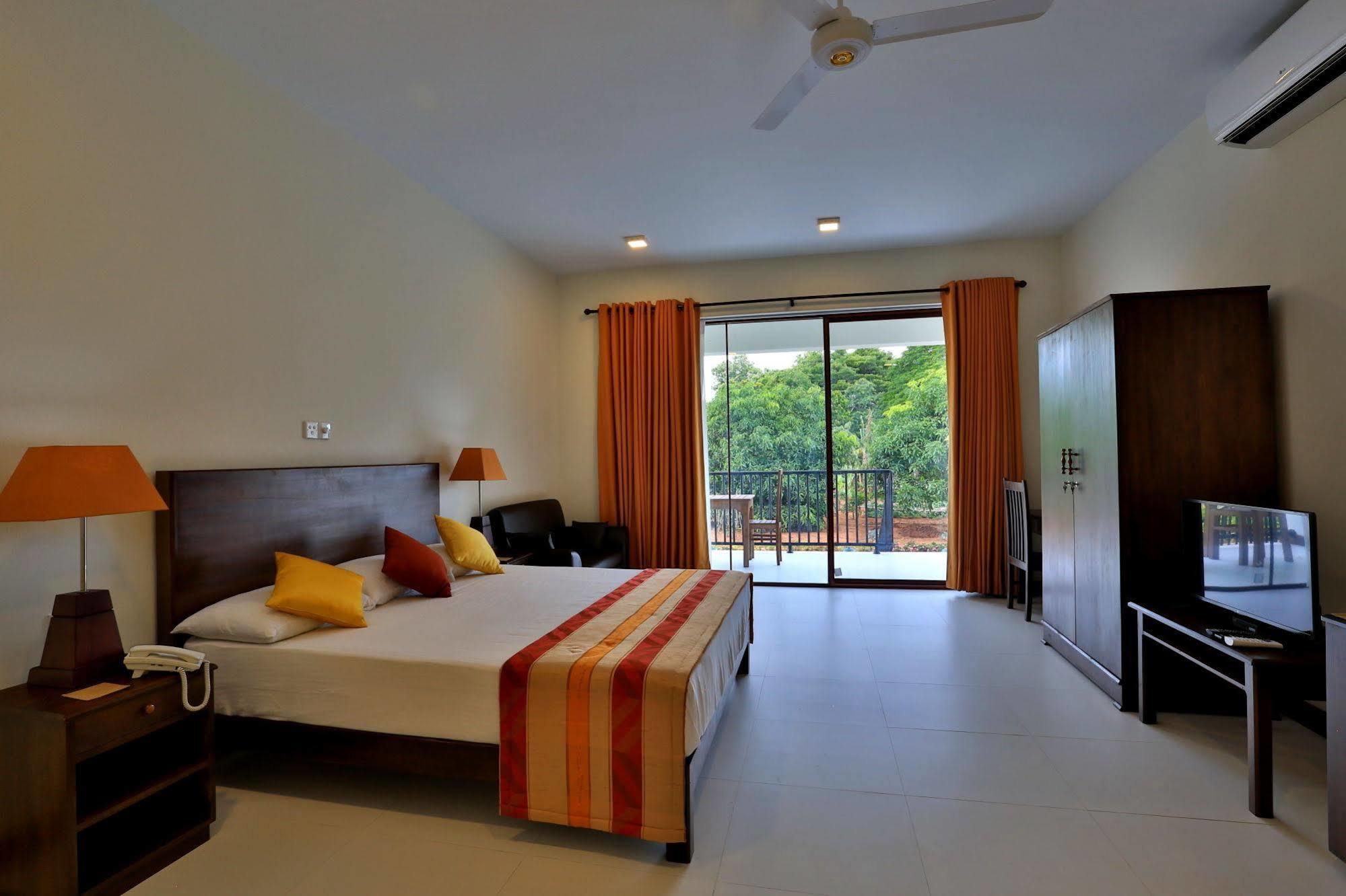Hotel Grand & Gangula Dambulla Exteriér fotografie